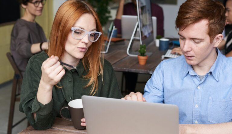 Tendințe și provocări în recrutarea remote în 2021