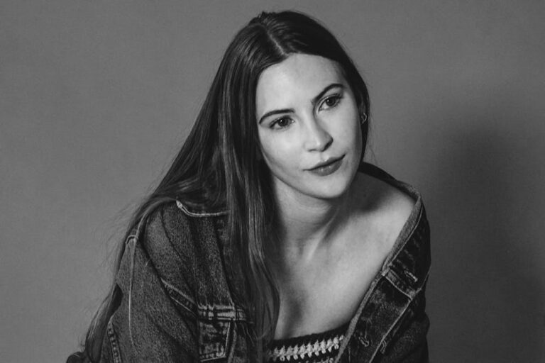 Cum poți ține la distanță vampirii emoționali